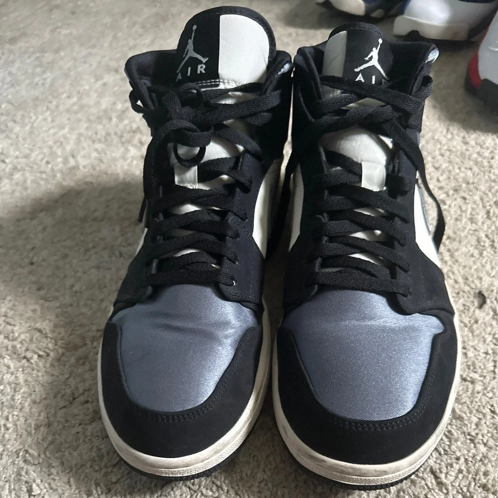Jordan 1 - Picture 1 of 5